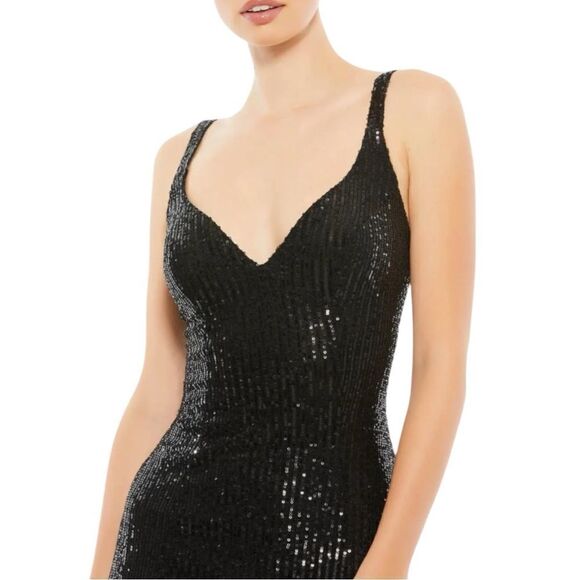 Mac Duggal NWT 26443 Black Fully Sequined Scoop Back Gown in Size 12 - Picture 6 of 9